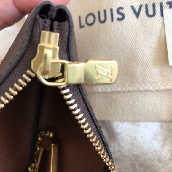 SOLD Louis Vuitton Pouch Cles Monogram France - Picture 9 of 15